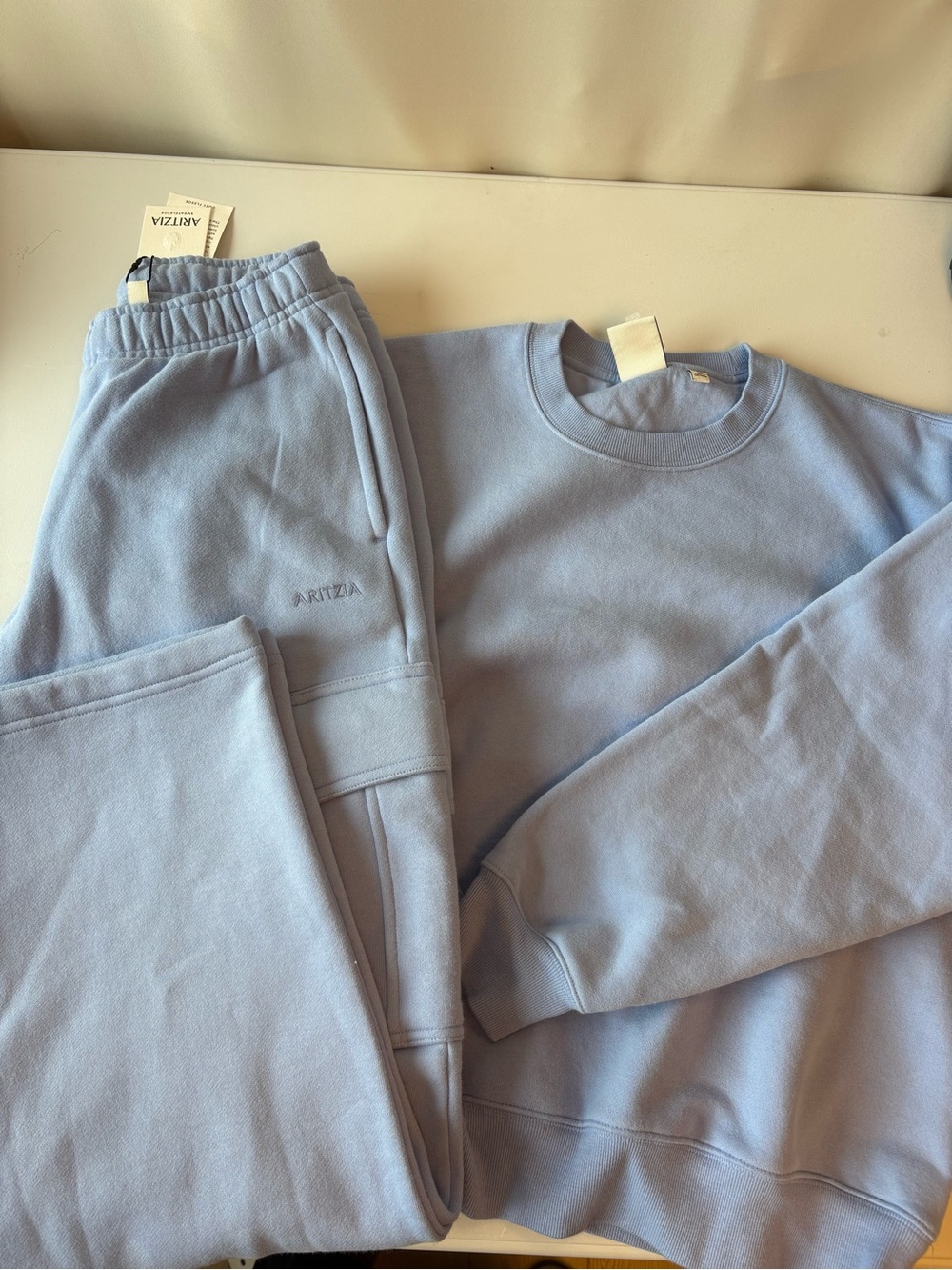 New aritzia Dayflower blue set